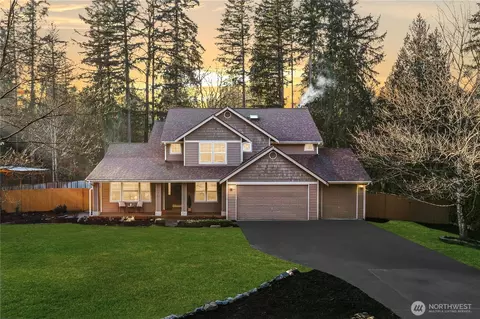 24419 214th Ave SE, Maple Valley, WA 98038