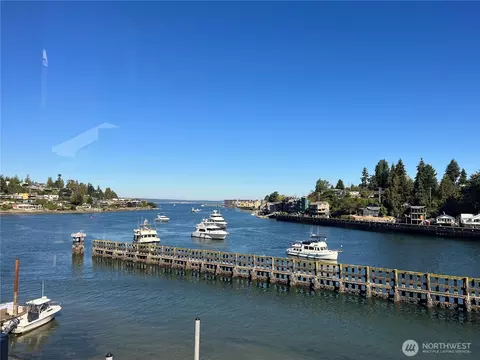 3510 W Commodore Way, Seattle, WA 98199 photo 5