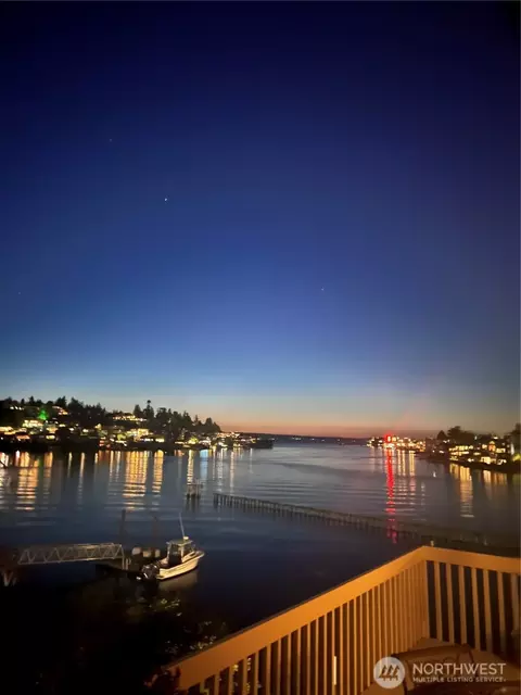 3510 W Commodore Way, Seattle, WA 98199 photo 8