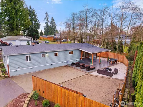 10701 Holly Dr, Everett, WA 98204