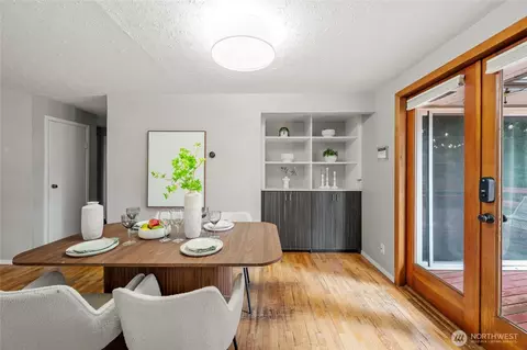 Dining - 7121 Highland Dr, Everett, WA 98203 photo 2 of 3