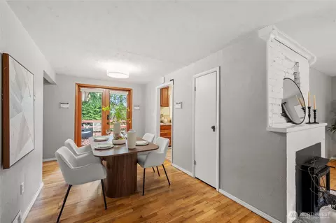 Dining - 7121 Highland Dr, Everett, WA 98203 photo 1 of 3
