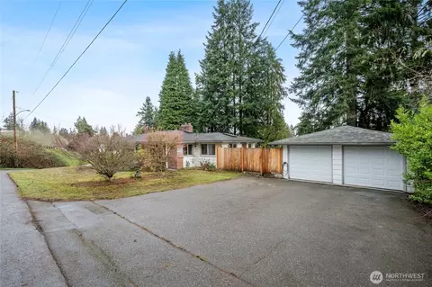Exterior - 7121 Highland Dr, Everett, WA 98203 photo 9 of 9