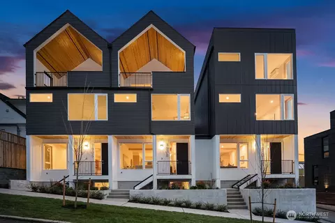 1810 E Mercer St, Seattle, WA 98112