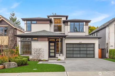 13117 NE 104th St, Kirkland, WA 98033