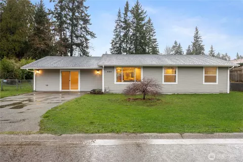 604 NE Valley Oak Dr, Bremerton, WA 98311