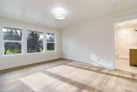 Bedroom - 1037 E Alder St, Walla Walla, WA 99362 photo 2 of 4