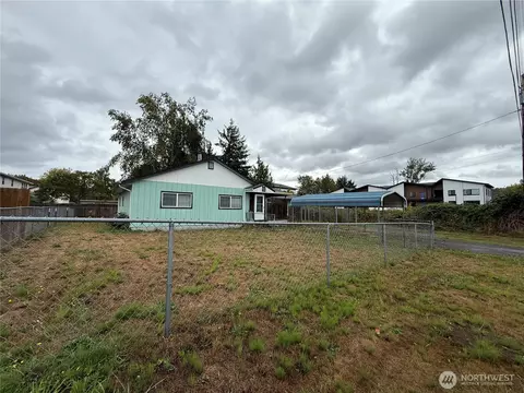 1015 Willow St, Kelso, WA 98626