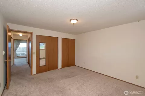 Bedroom - 1301 S Third Ave #9B, Sequim, WA 98382 photo 4 of 6