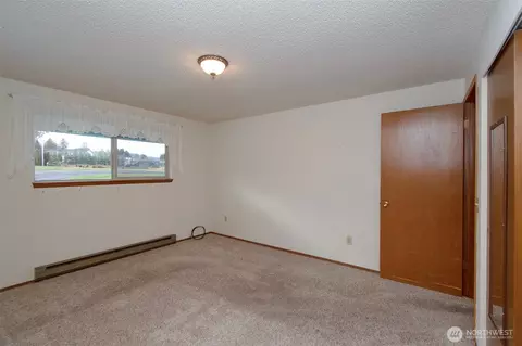 Bedroom - 1301 S Third Ave #9B, Sequim, WA 98382 photo 3 of 6