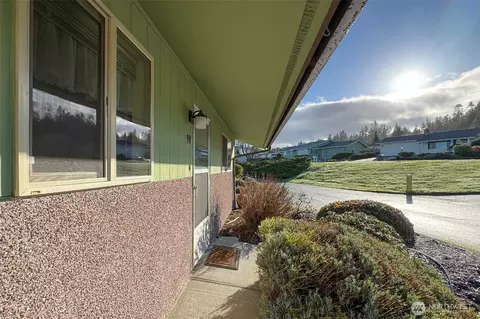 Exterior - 1301 S Third Ave #9B, Sequim, WA 98382 photo 1 of 9