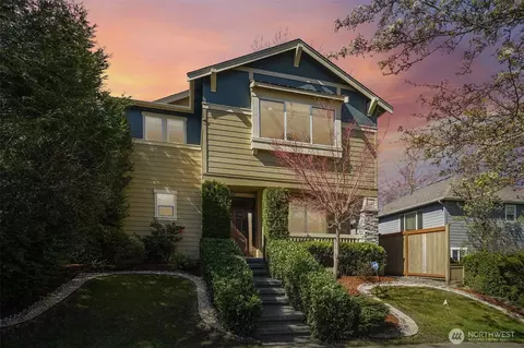 8627 Swenson Dr SE, Snoqualmie, WA 98065