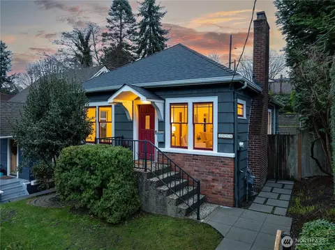 2554 3rd Ave W, Seattle, WA 98119