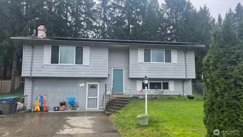 3604 Jack Pine Dr, Bremerton, WA 98310