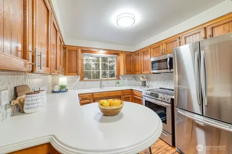 Kitchen - 718 E Walnut St, Kent, WA 98030 photo 1 of 1