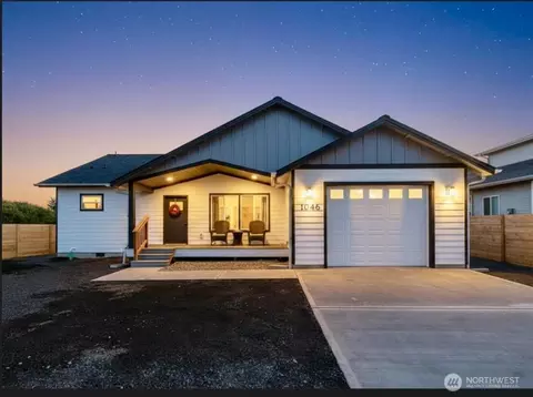 1046 Ocean Shores Blvd, Ocean Shores, WA 98569