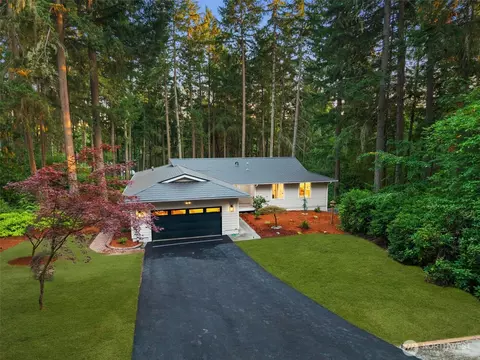 6118 51st St NW, Gig Harbor, WA 98335