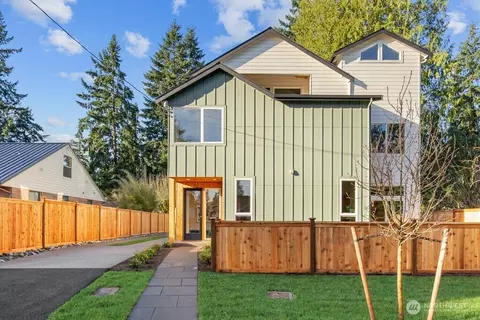 14027 1st Ave NW, Seattle, WA 98177