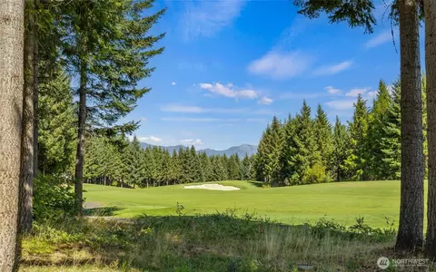 5350 Tumble Creek Dr, Cle Elum, WA 98922