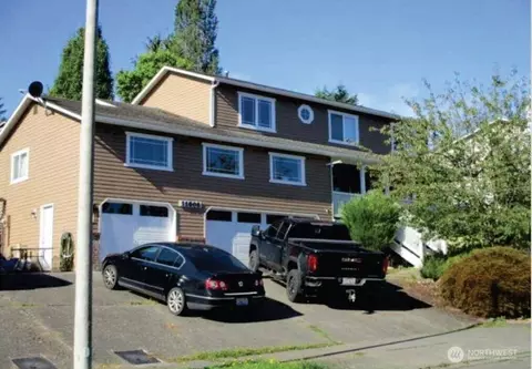 11608 34th St NE, Lake Stevens, WA 98258