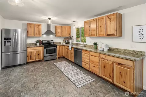 Kitchen - 10017 NE 202nd St, Bothell, WA 98011 photo 1 of 3