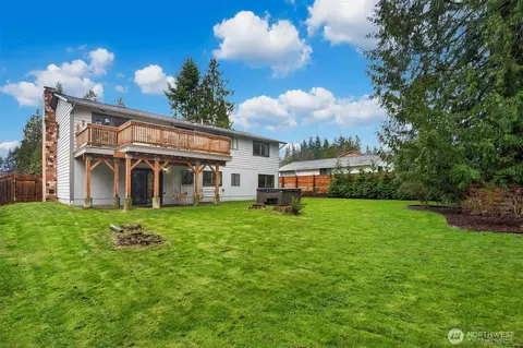 Exterior - 10017 NE 202nd St, Bothell, WA 98011 photo 7 of 8