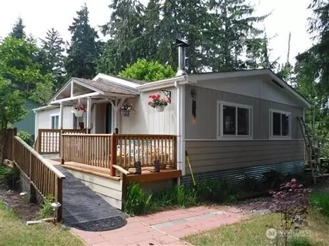 32401 Douglas Dr, Ocean Park, WA 98640