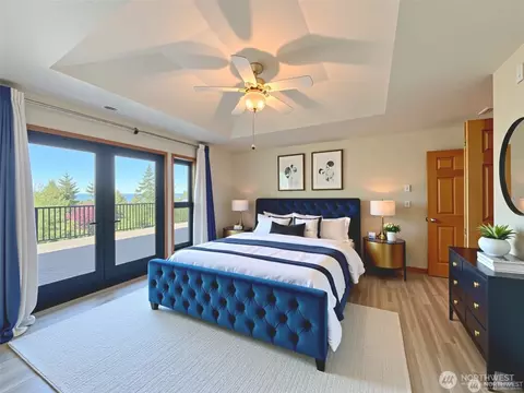 Bedroom - 412 Doe Run Rd, Sequim, WA 98382 photo 1 of 4