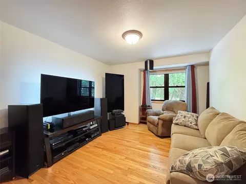 Living - 412 Doe Run Rd, Sequim, WA 98382 photo 5 of 6