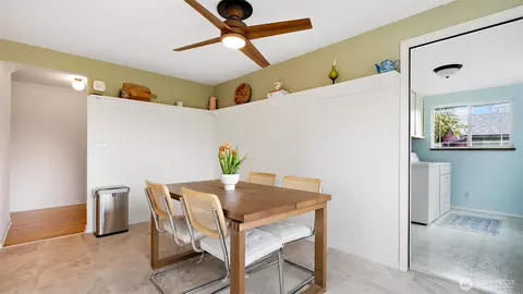 Dining - 923 E 32nd St, Bremerton, WA 98310 photo 3 of 4
