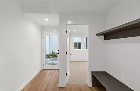 313 17th Ave E, Seattle, WA 98112 photo 3