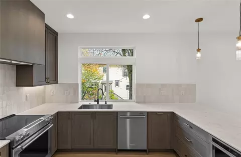 313 17th Ave E, Seattle, WA 98112 photo 15