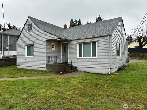 1530 N Lafayette Ave, Bremerton, WA 98312