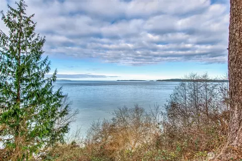 View/Area - 309 Sunset Ave, Eastsound, WA 98245 photo 5 of 8
