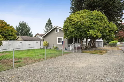 2921 Fredricksen St, Enumclaw, WA 98022