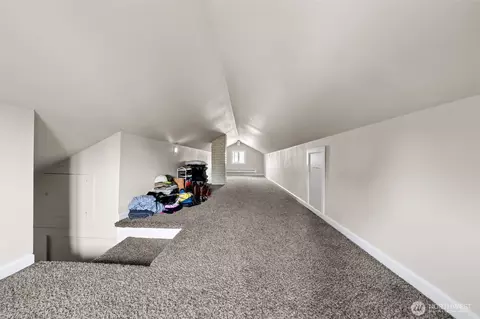 Entry Way - 2921 Fredricksen St, Enumclaw, WA 98022 photo 1 of 1