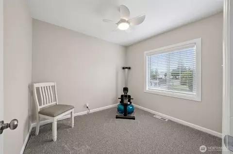 Bedroom - 2921 Fredricksen St, Enumclaw, WA 98022 photo 2 of 2