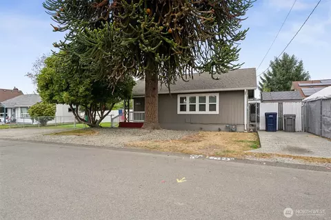 Exterior - 2921 Fredricksen St, Enumclaw, WA 98022 photo 8 of 8