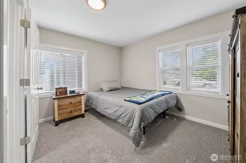 Bedroom - 2921 Fredricksen St, Enumclaw, WA 98022 photo 1 of 2