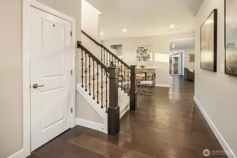 Entry Way - 4111 174th St SE, Bothell, WA 98012 photo 2 of 4