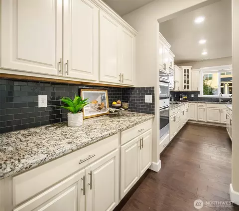 Kitchen - 4111 174th St SE, Bothell, WA 98012 photo 1 of 5