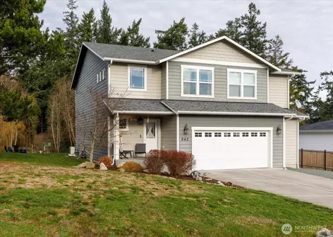 942 Walker Heights Pl, Oak Harbor, WA 98277