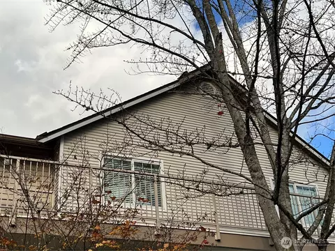 11527 Highway 99 #A304, Everett, WA 98204