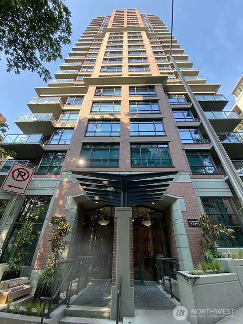 1420 Terry Ave #901, Seattle, WA 98101