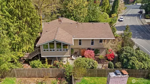 7605 146th Ave NE, Redmond, WA 98052