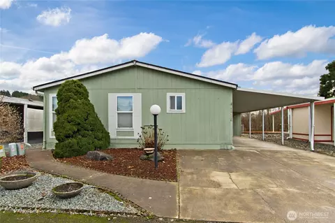 14926 122nd St E #21, Puyallup, WA 98374