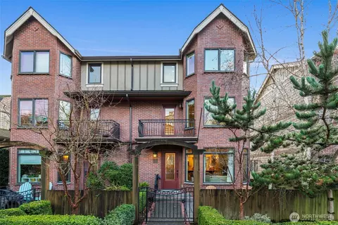 115 W Kinnear Pl, Seattle, WA 98119