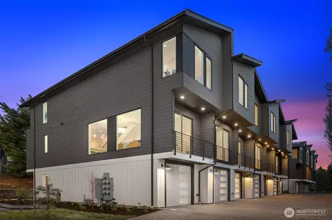 12705 NE 144th St #A, Kirkland, WA 98034