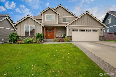 2075 Bluestem St, Lynden, WA 98264