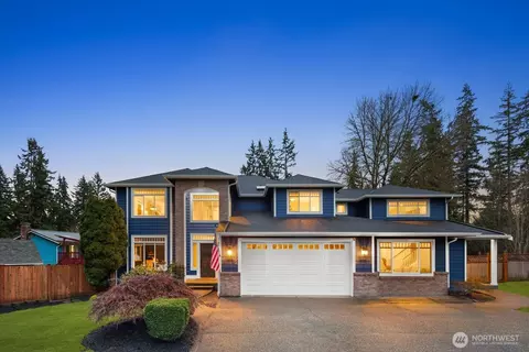 832 Harvest Rd, Bothell, WA 98012